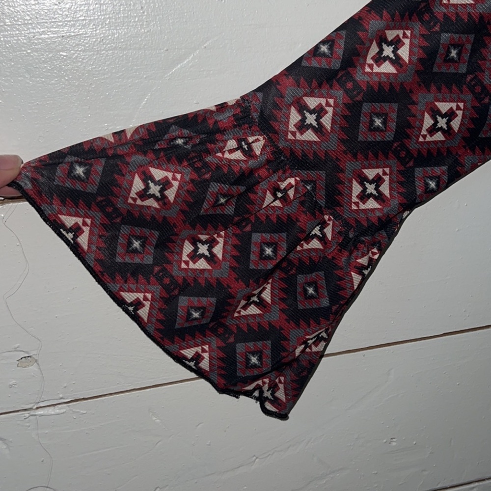 Maroon Aztec Ruffled Sleeve Top - Picture 3 of 4